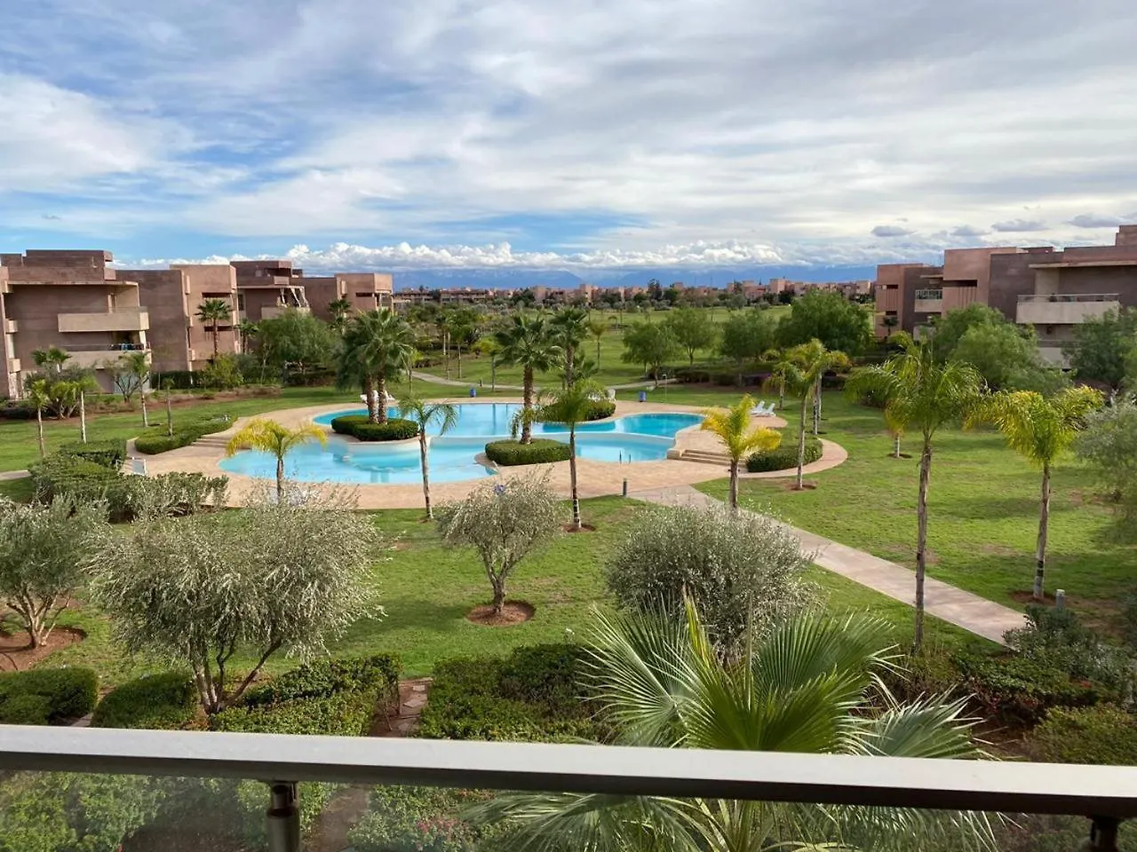 Prestigia Apart With Pool View Marakeş